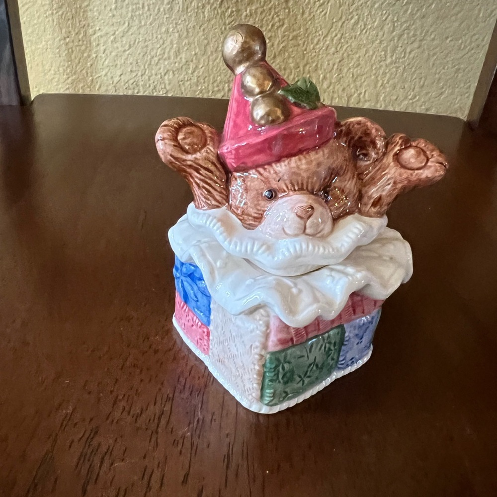 Fitz and Floyd salt/pepper shakers stacked like a bear popping out of the box!